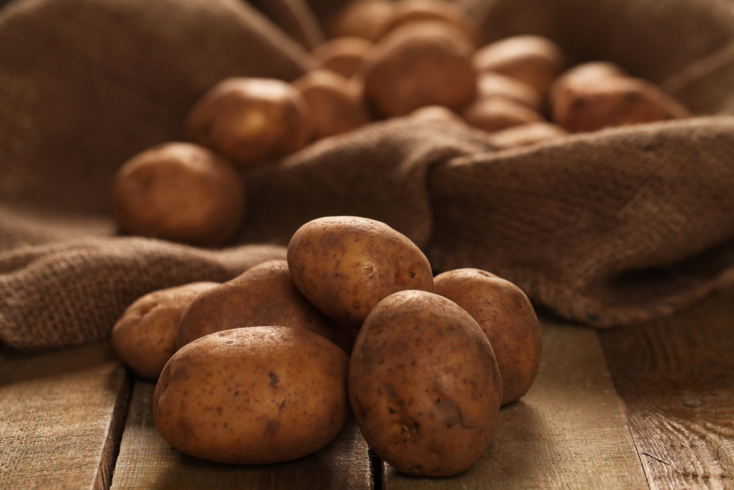 Patatas-con-saco-scaled.jpg